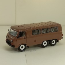 УАЗ-452К автобус длиннобазный 3-х осный (пластик крашенный) темно-коричневый